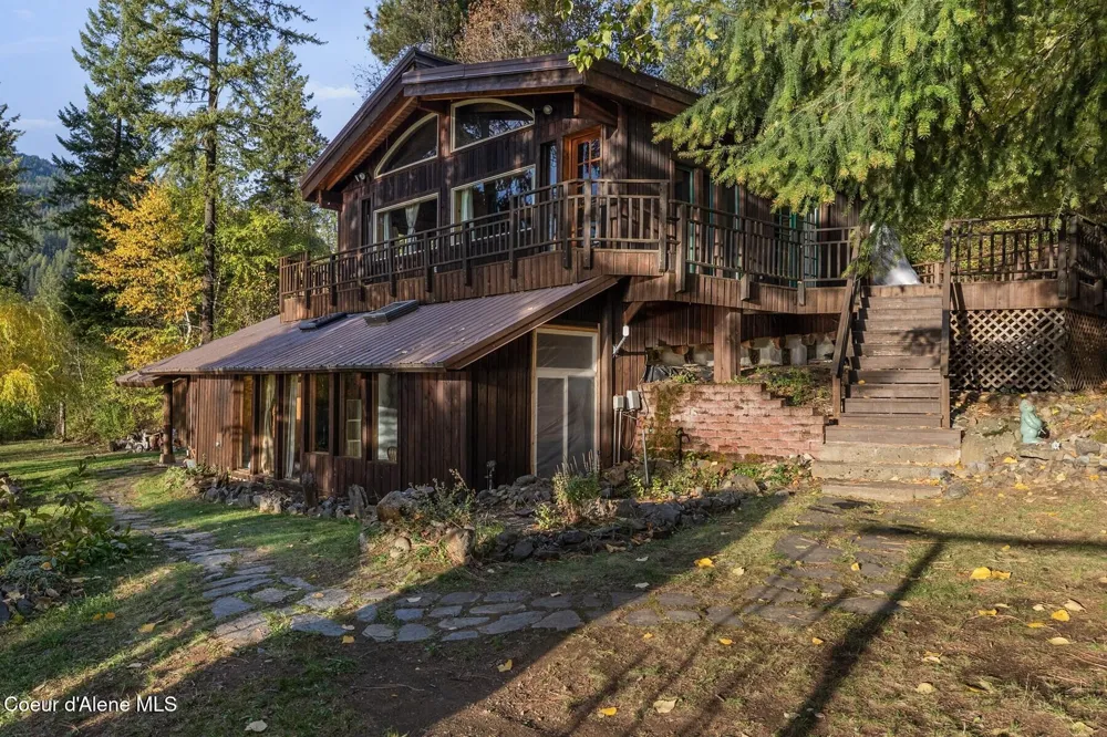 130 Mayaka Road Hope, ID 83836