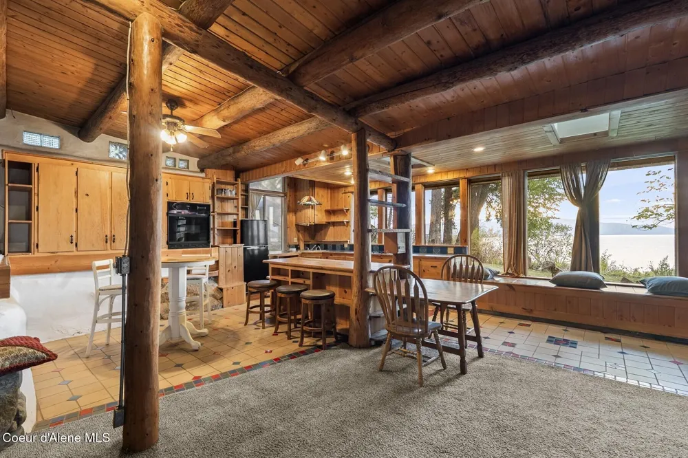 130 Mayaka Road Hope, ID 83836
