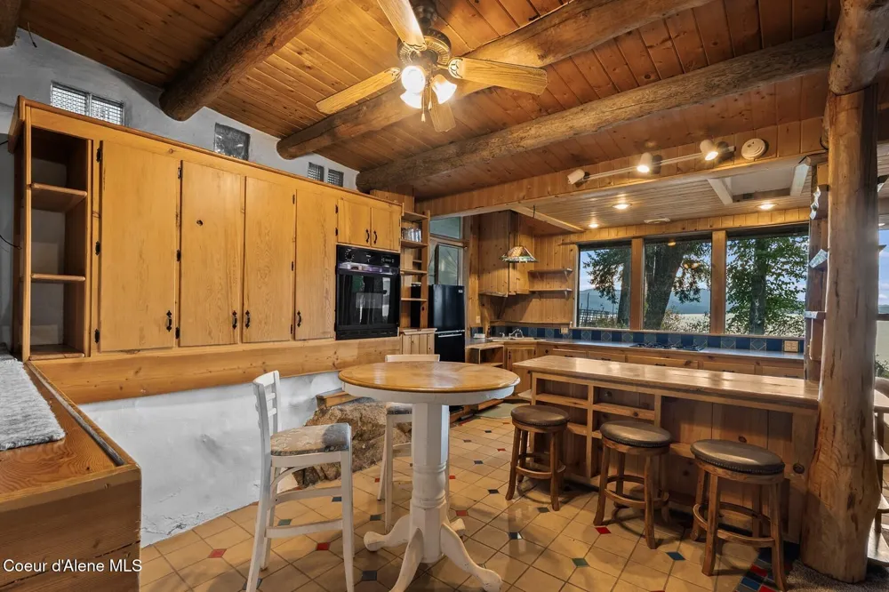 130 Mayaka Road Hope, ID 83836