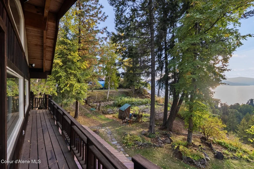 130 Mayaka Road Hope, ID 83836