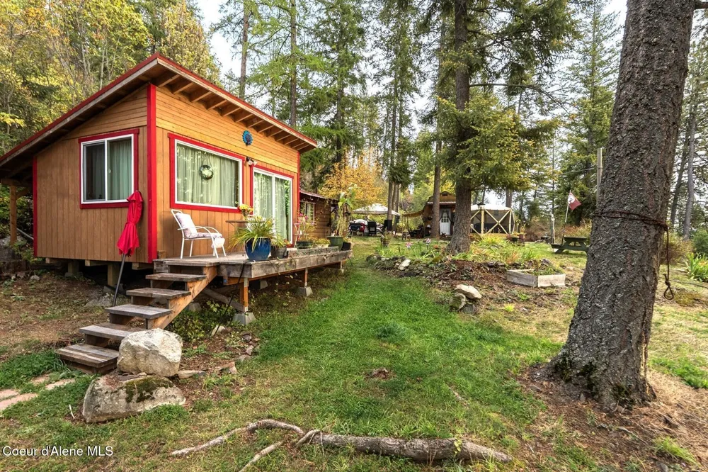 130 Mayaka Road Hope, ID 83836