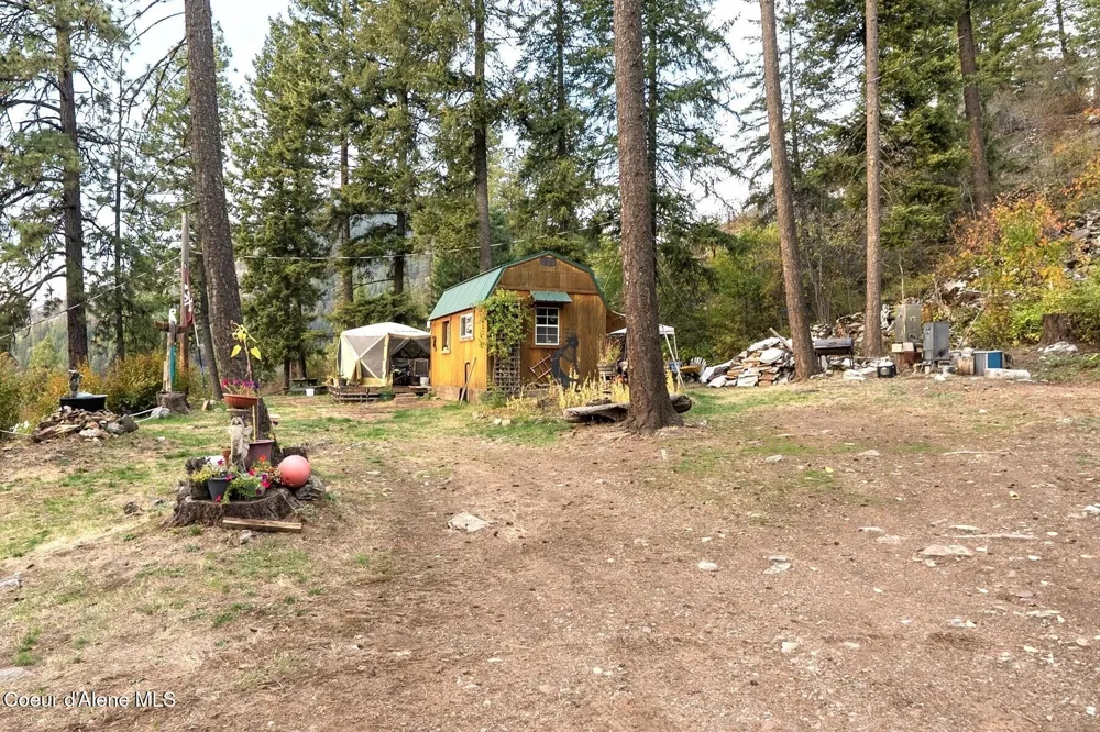 130 Mayaka Road Hope, ID 83836