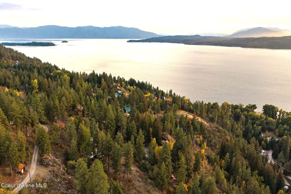 130 Mayaka Road Hope, ID 83836