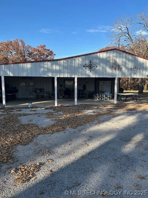 8596 State Highway 199 Dickson, OK 73401
