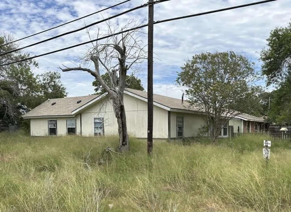 354 S 9th Street Aransas Pass, TX 78336