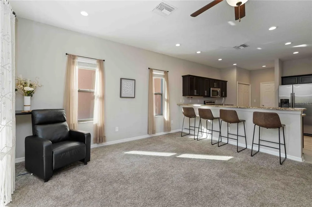 1218 GRANTHAM DRIVE Sarasota, FL 34234