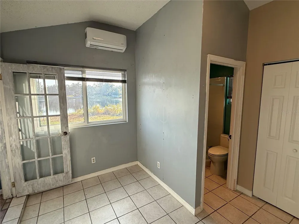 12510 FOREST HILLS DRIVE Tampa, FL 33612