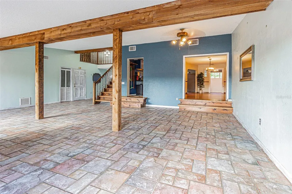 12510 FOREST HILLS DRIVE Tampa, FL 33612
