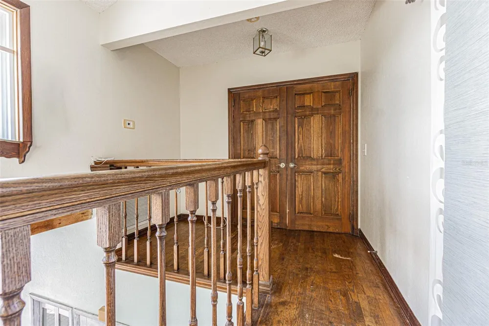 12510 FOREST HILLS DRIVE Tampa, FL 33612