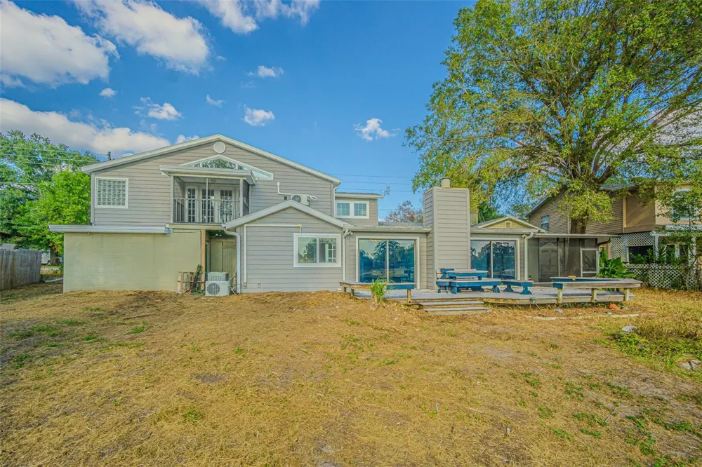 12510 FOREST HILLS DRIVE Tampa, FL 33612