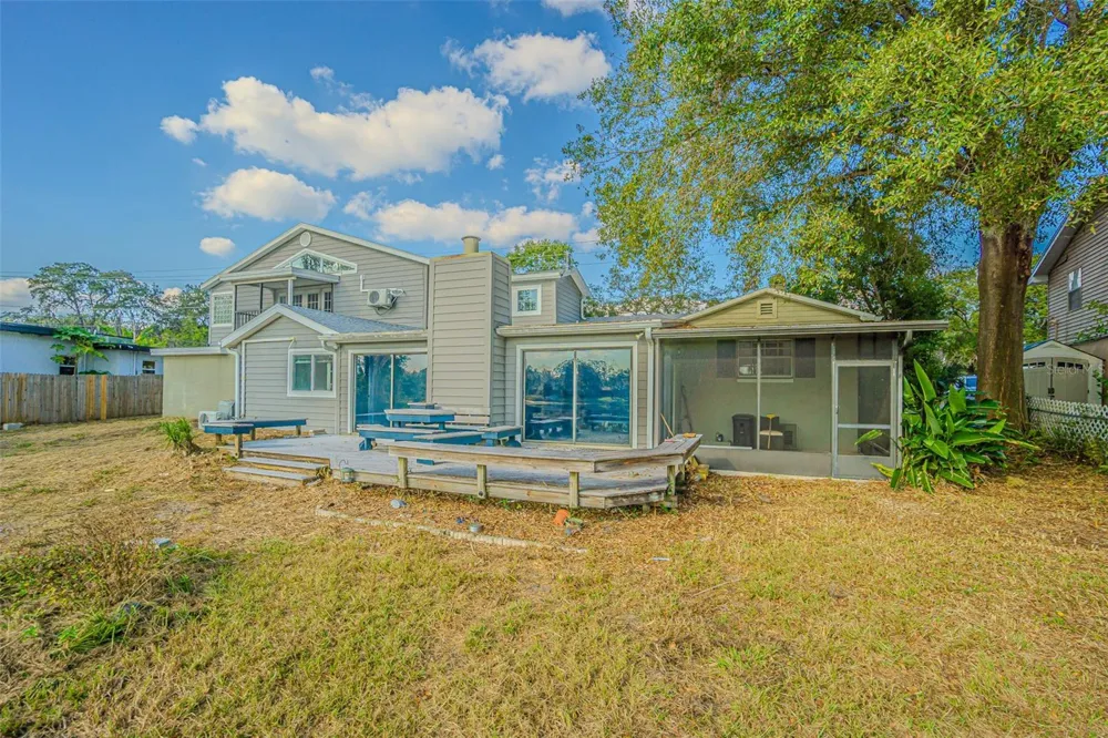 12510 FOREST HILLS DRIVE Tampa, FL 33612