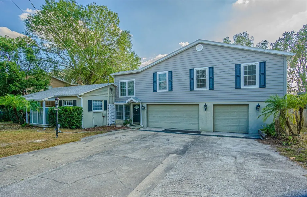 12510 FOREST HILLS DRIVE Tampa, FL 33612