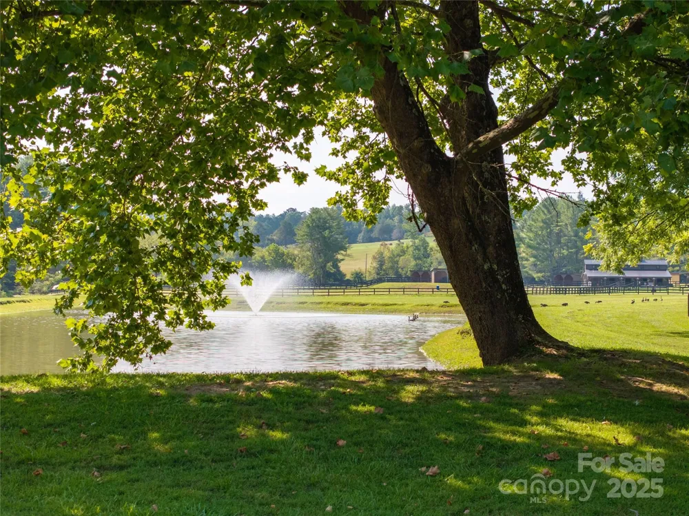 1030 River Club Ridge Lenoir, NC 28645