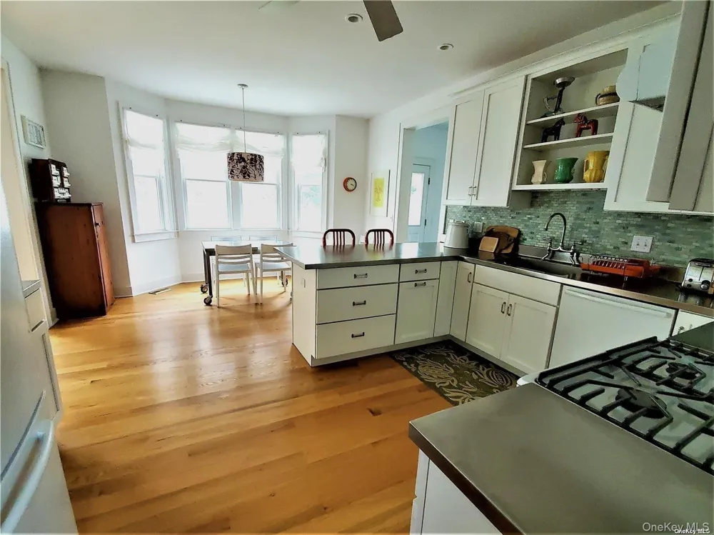 1000 Rambler Road Southold, NY 11971