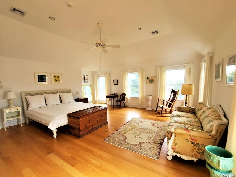 1000 Rambler Road Southold, NY 11971