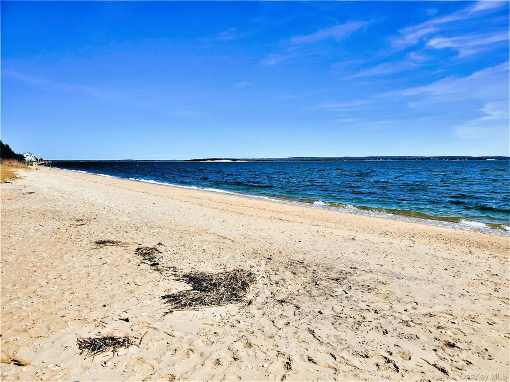 1000 Rambler Road Southold, NY 11971
