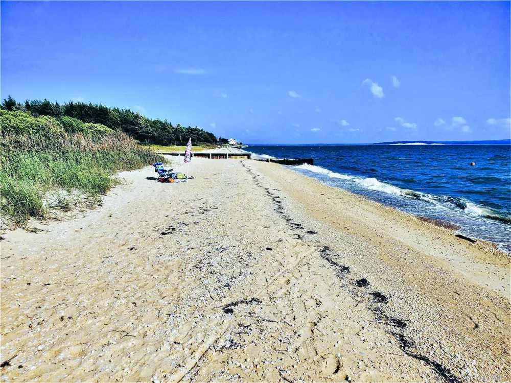1000 Rambler Road Southold, NY 11971