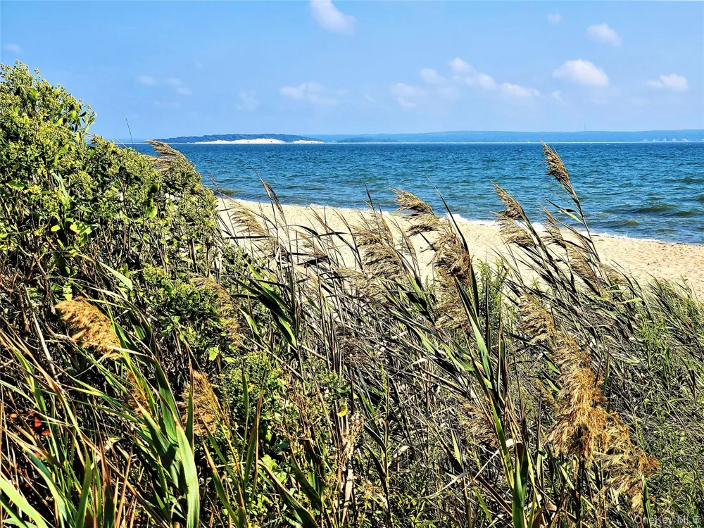 1000 Rambler Road Southold, NY 11971