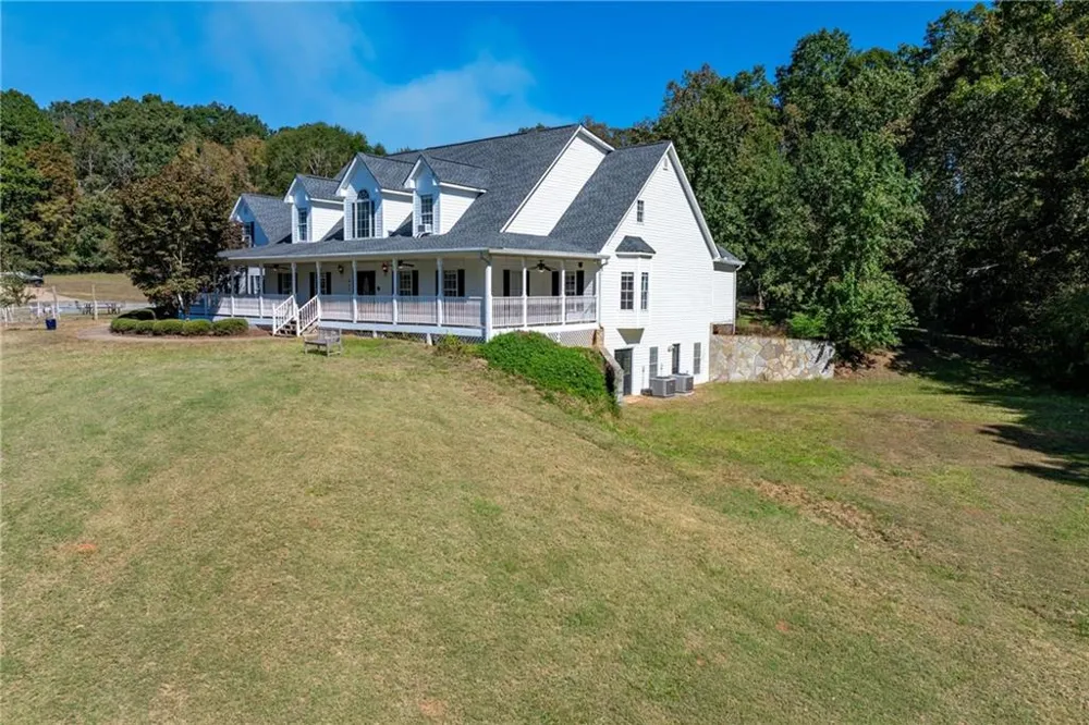 422 Blessings Lane Nicholson, GA 30565