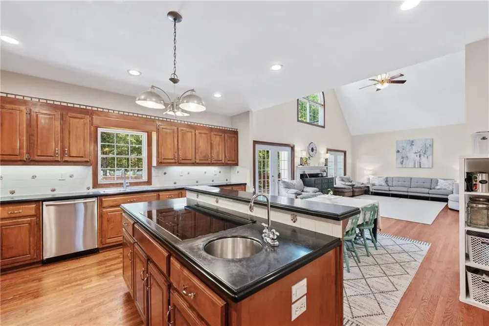 422 Blessings Lane Nicholson, GA 30565