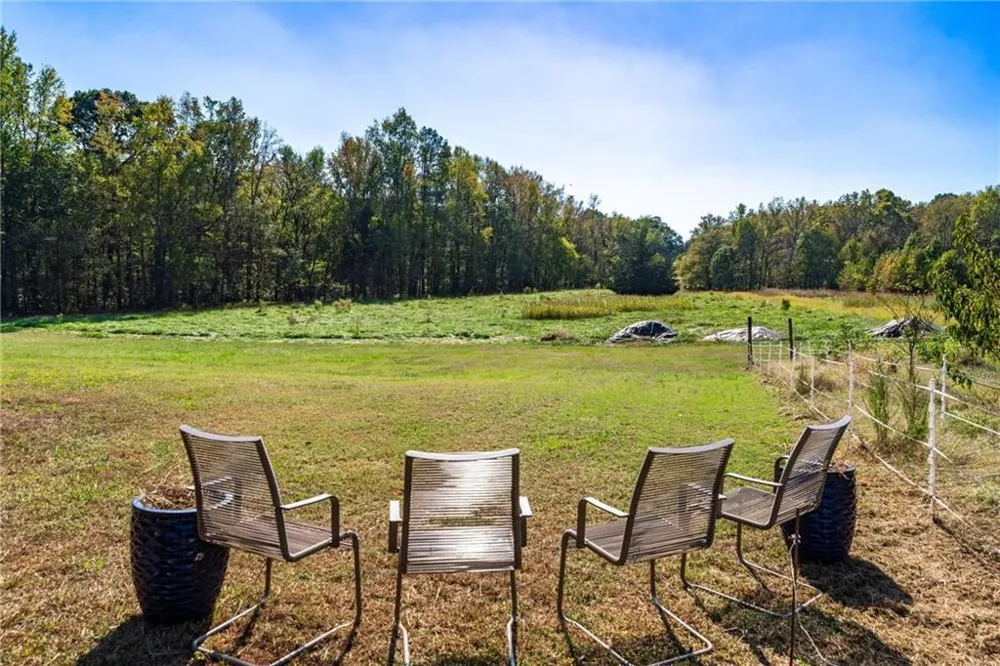 422 Blessings Lane Nicholson, GA 30565