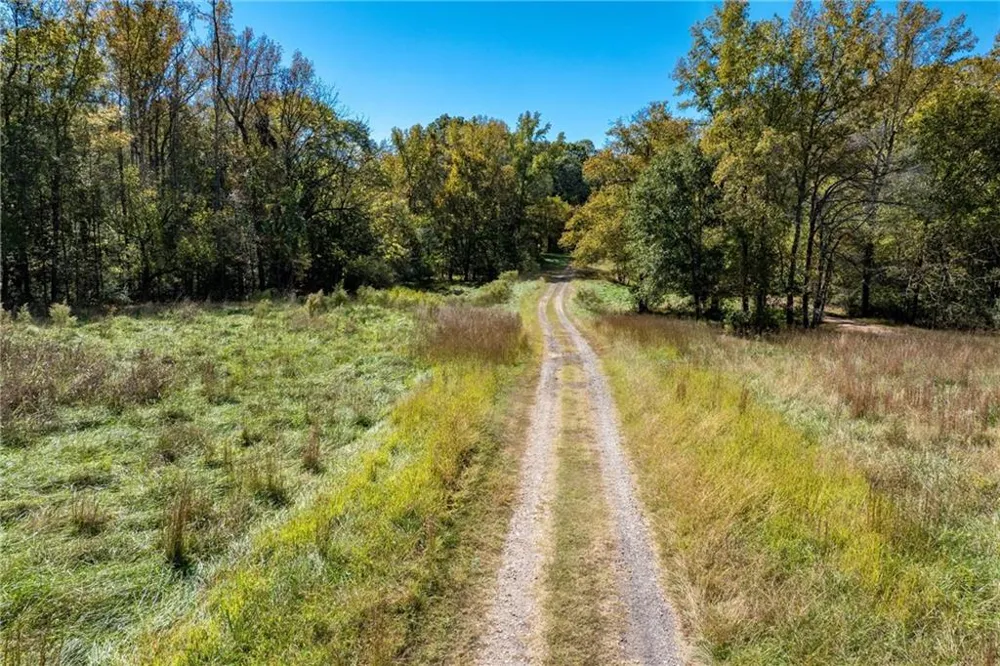 422 Blessings Lane Nicholson, GA 30565