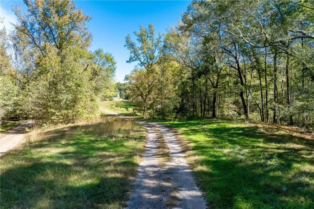 422 Blessings Lane Nicholson, GA 30565