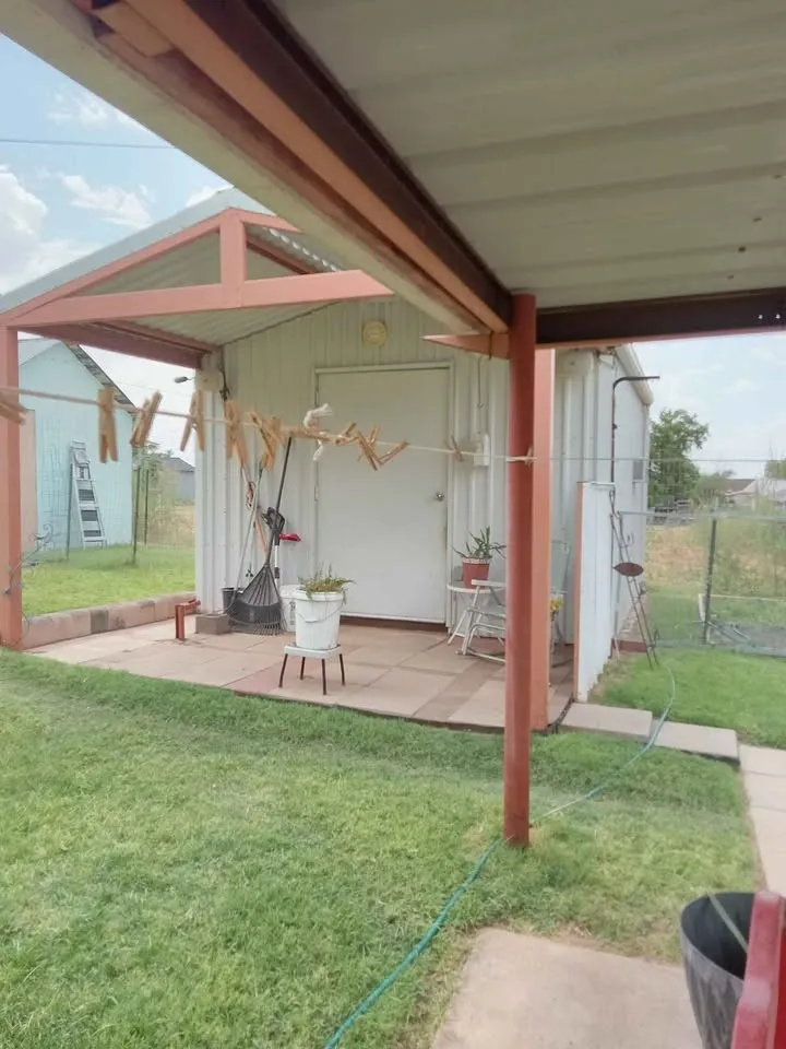 408 E Johnston Street Rotan, TX 79546