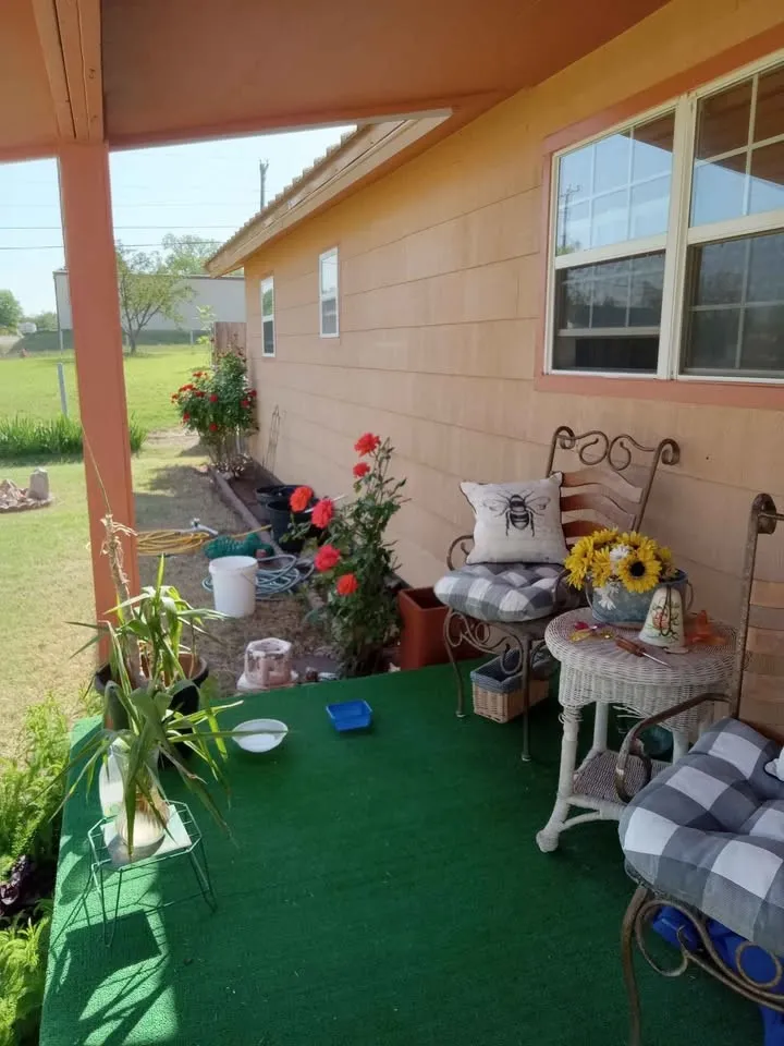 408 E Johnston Street Rotan, TX 79546