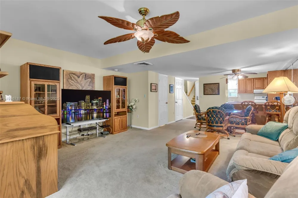 87465 Old Hwy 215 Hwy #215 Plantation Key, FL 33036