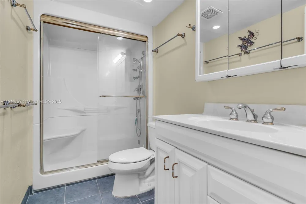 87465 Old Hwy 215 Hwy #215 Plantation Key, FL 33036