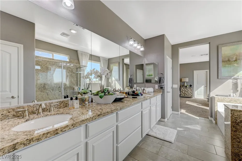 3728 River Heights Lane Logandale, NV 89021