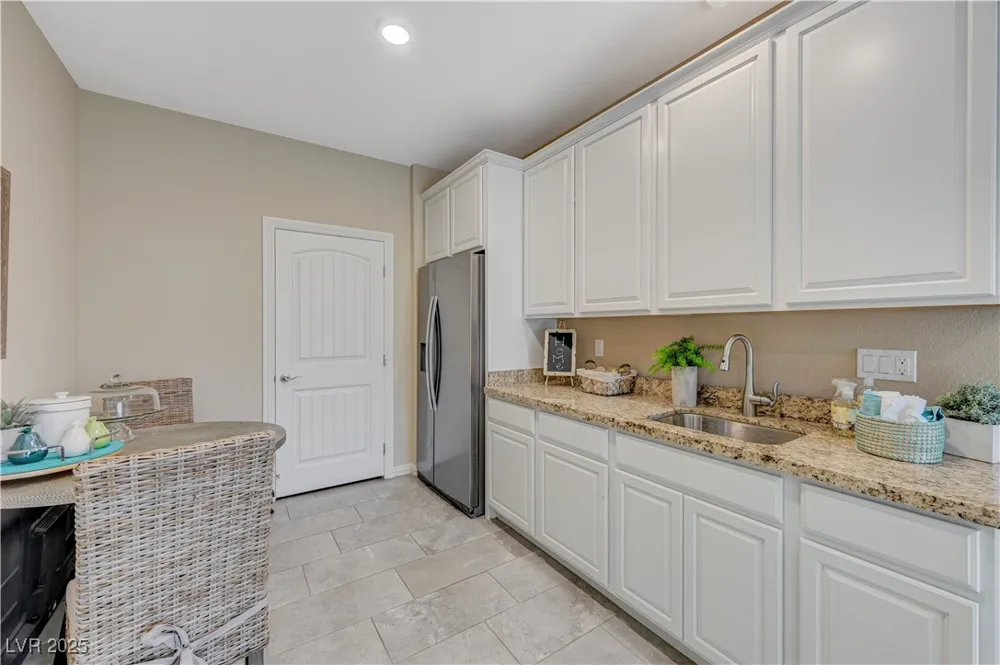 3728 River Heights Lane Logandale, NV 89021