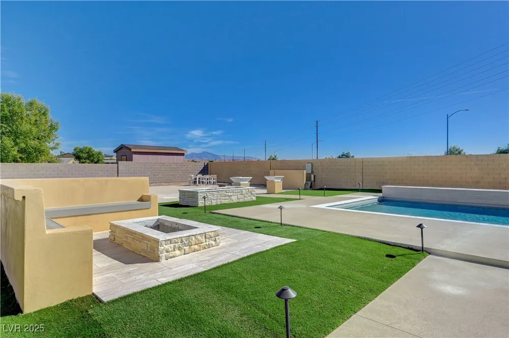 3728 River Heights Lane Logandale, NV 89021