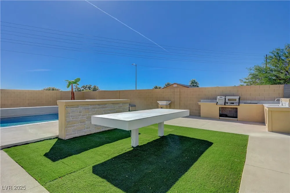 3728 River Heights Lane Logandale, NV 89021