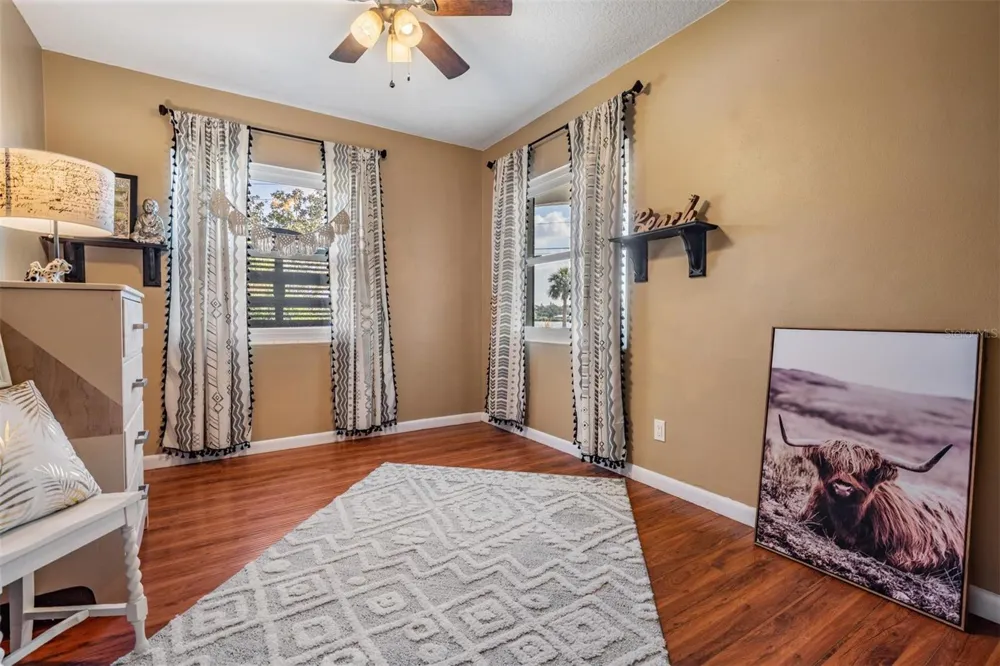 302 WHITCOMB BOULEVARD Tarpon Springs, FL 34689