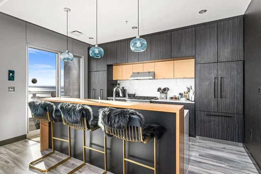 311 E Superior Street #905 Duluth, MN 55802