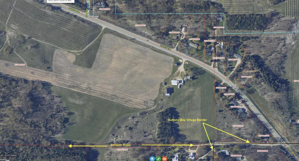 E Duck Lake Road Suttons Bay Township, MI 49682