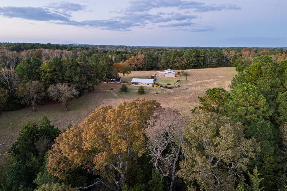 640 County Road 4910 Troup, TX 75789