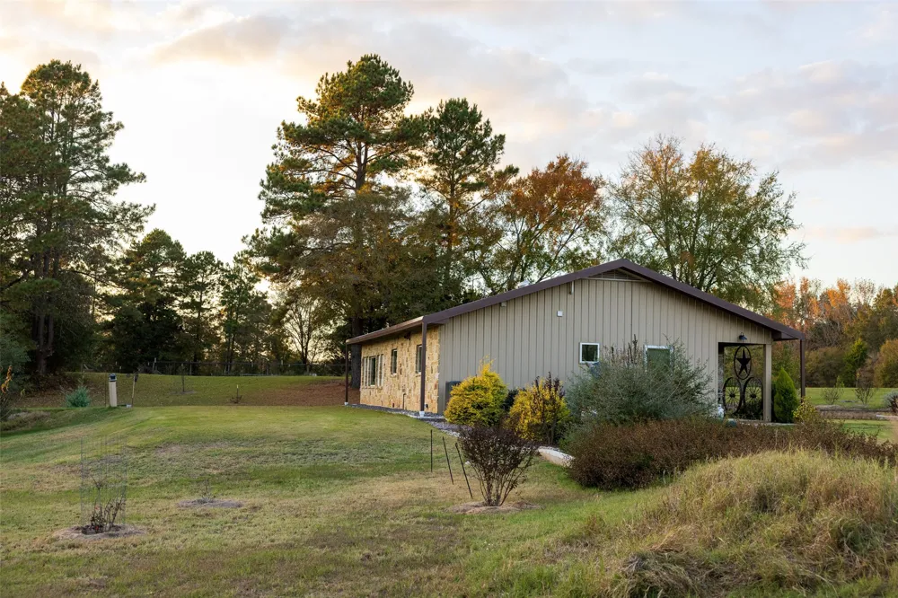 640 County Road 4910 Troup, TX 75789