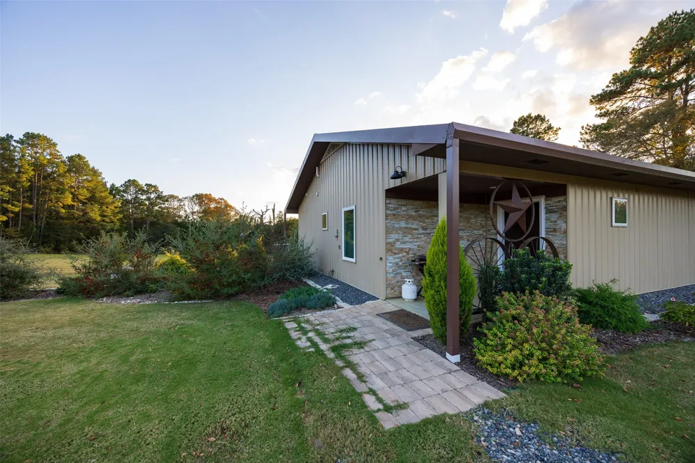 640 County Road 4910 Troup, TX 75789