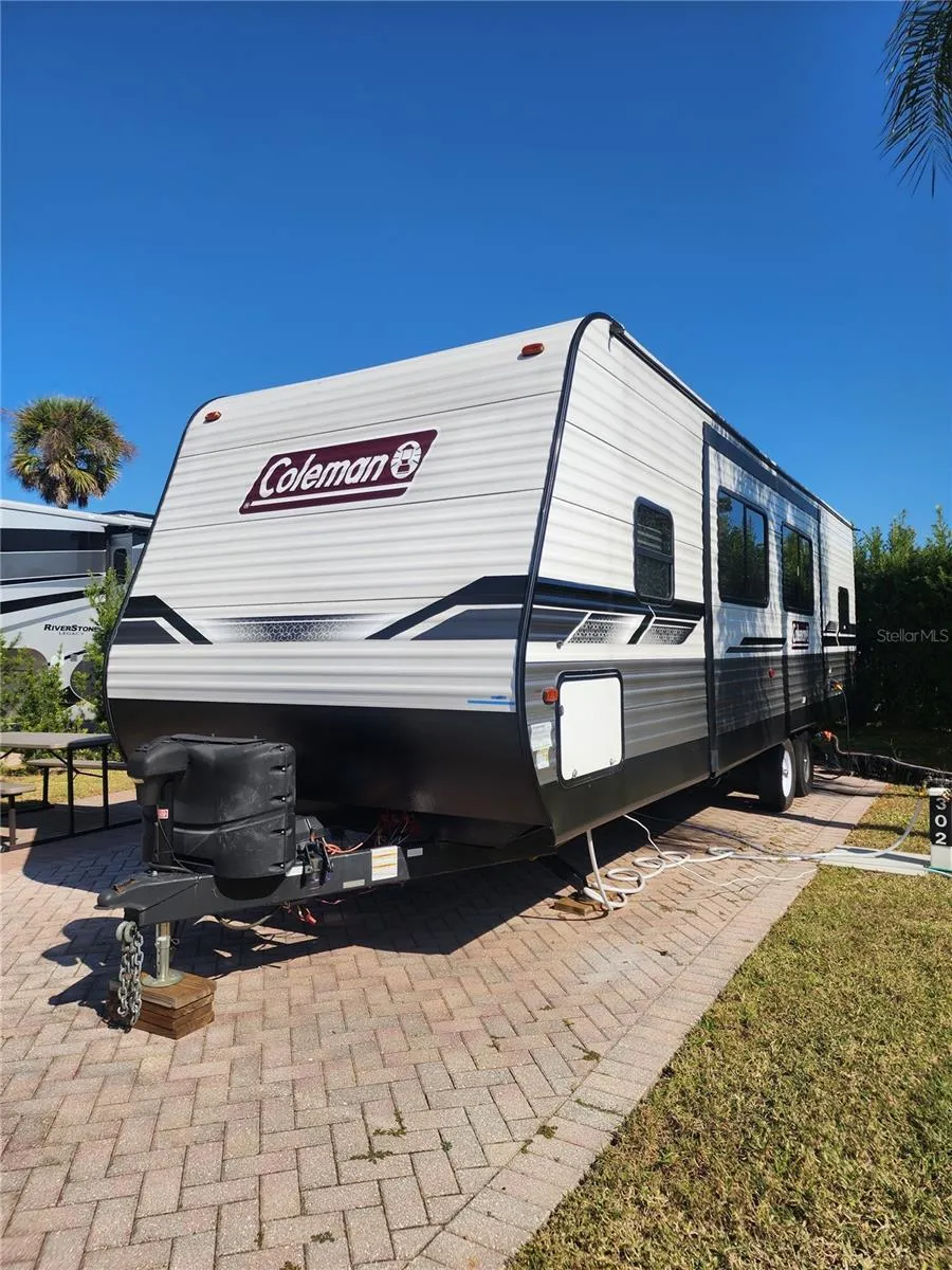 2418 LIMEWOOD AVENUE #302 Clermont, FL 34714