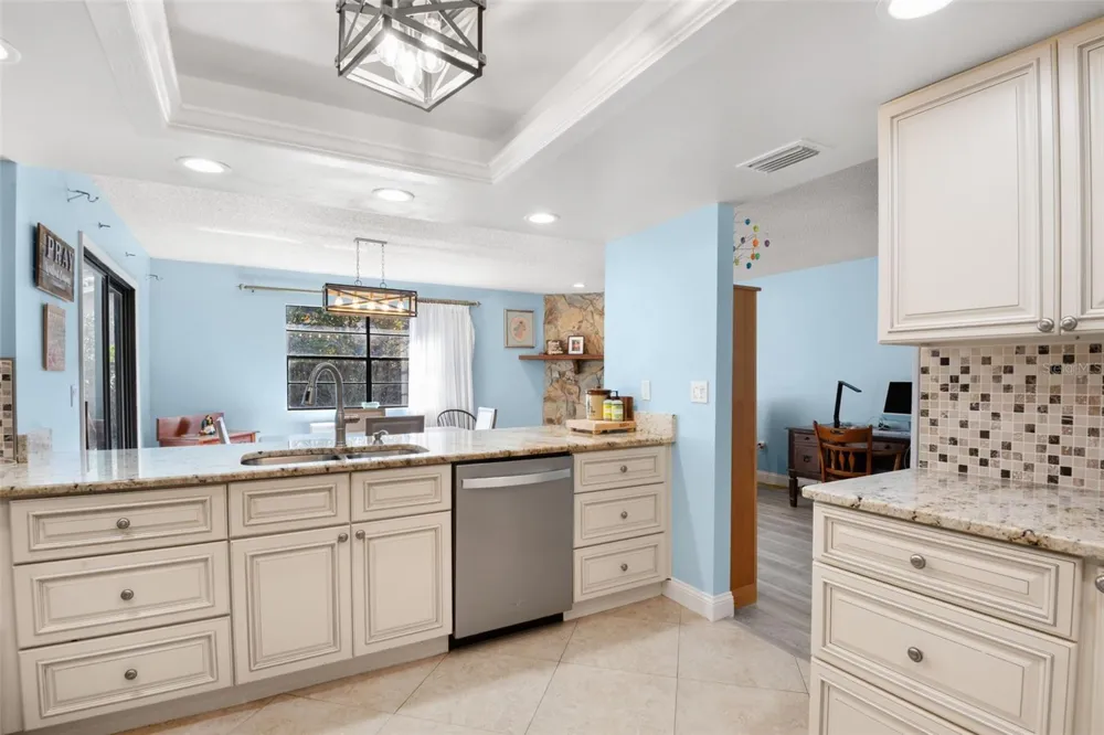 110 MEADOWCROSS DRIVE Safety Harbor, FL 34695