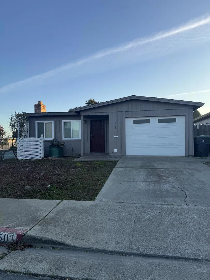501 Cedar Drive Watsonville, CA 95076