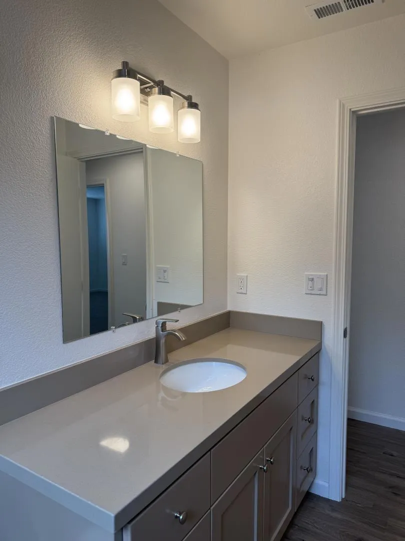 501 Cedar Drive Watsonville, CA 95076