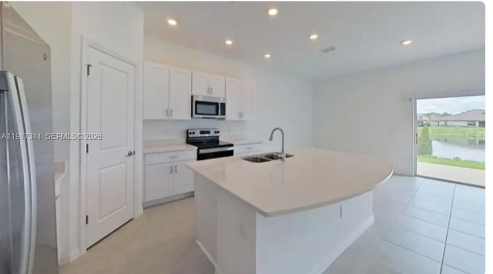 1345 Anchor Bend way Kissimmee, FL 34746
