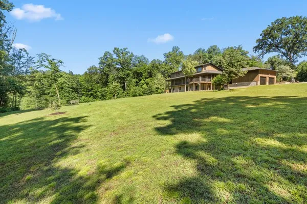 2900 Tanyard Hill Rd Lynchburg, TN 37352