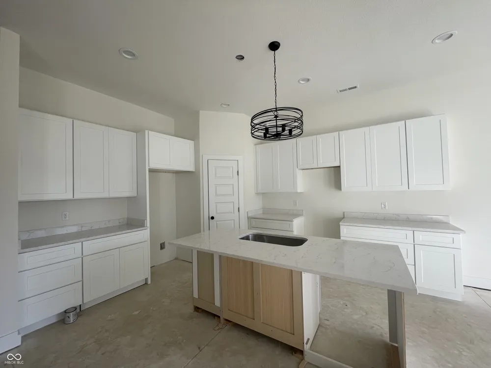 2534 Chrystal Woods Drive Kokomo, IN 46901