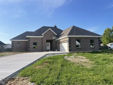 2534 Chrystal Woods Drive