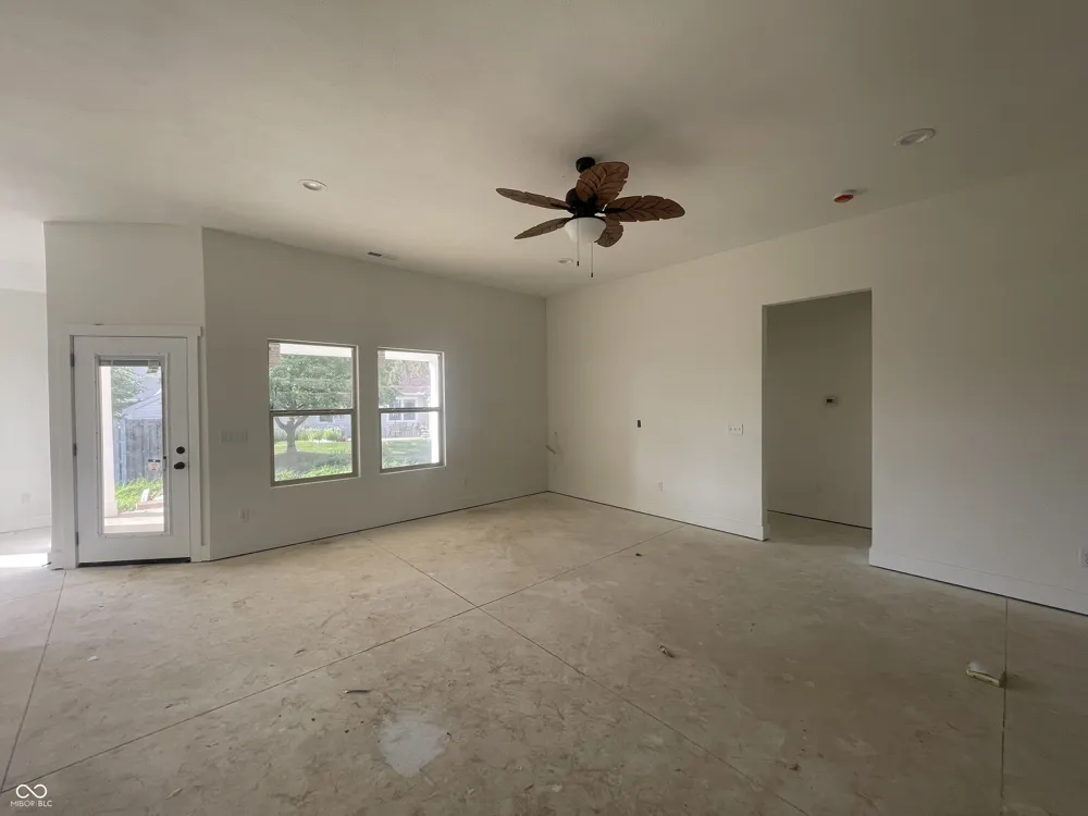 2534 Chrystal Woods Drive Kokomo, IN 46901